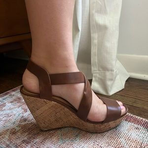 brown strappy wedges